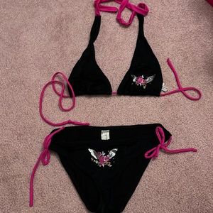 Black and pink 2 piece bikini